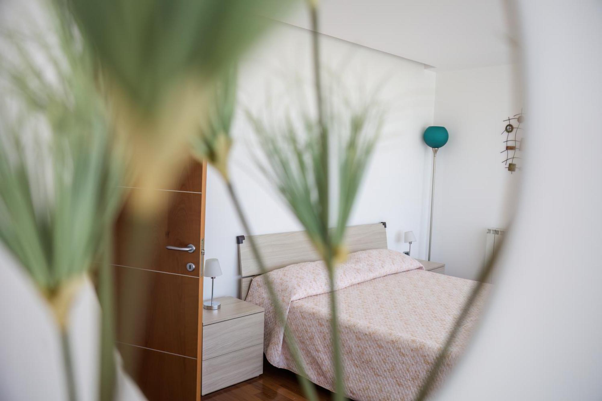 Ferienwohnung Sole Mare Gioia Tauro Exterior foto